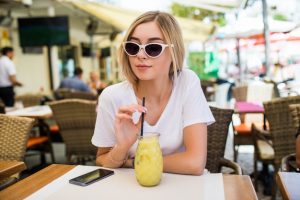 شیک و اسموتی های تابستانی خوشمزه و خنک برای روز های گرم 