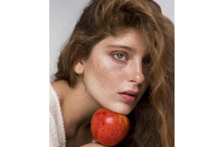 دلیل قرمزی صورت و راه های درمان قرمزی صورت را در اینجا بخوانید